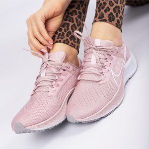 Nike Air Zoom Pegasus 38 номер 39