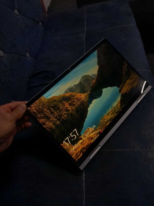 Hp noutbuk sotiladi.