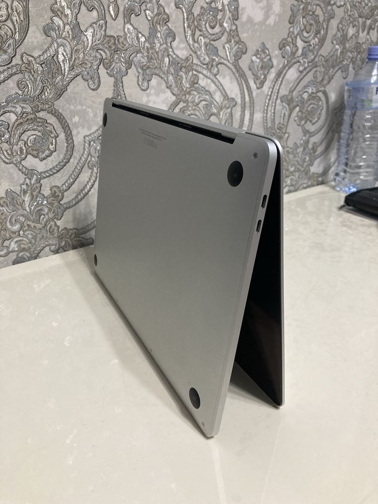 Macbook Pro 2 M 8/512 gb