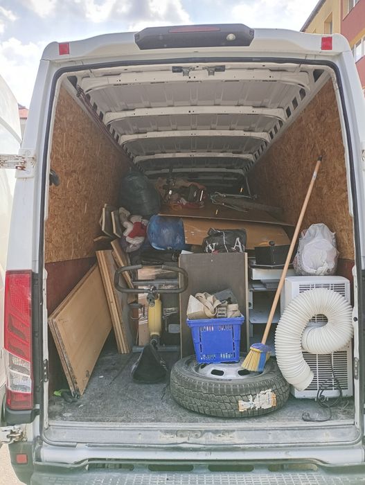 Transport marfă.Mutări și debarasări complete.MANIPULANȚI MARFĂ