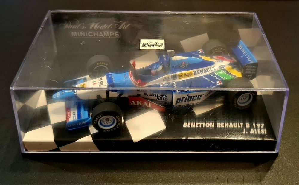 Benetton Renault B197 1/43 Minichamps