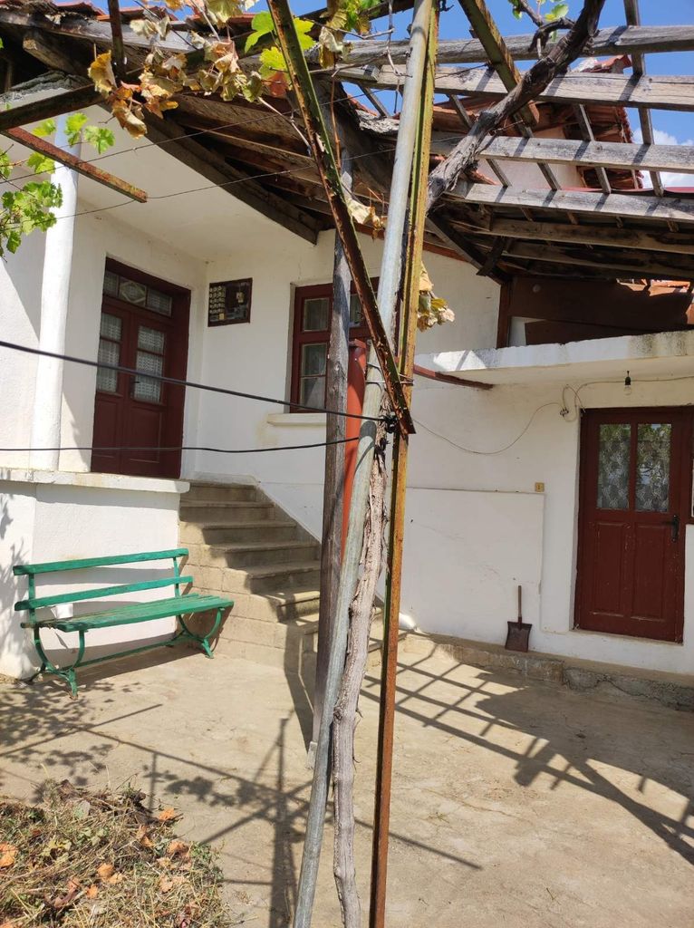 Продава се Къща в с. Тъжа, Област Стара Загора - 100 кв.м за 281 €/кв.м - Снимка #3