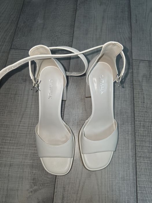 Sandale de Dama cu toc