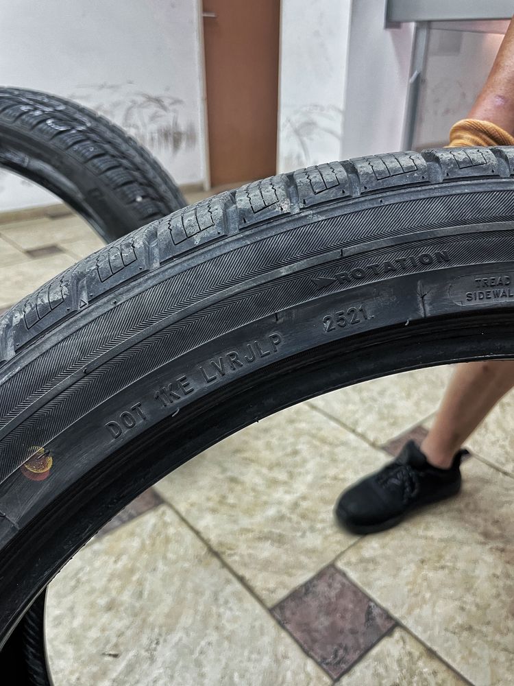 Зимни гуми 265/40R22 на един сезон
