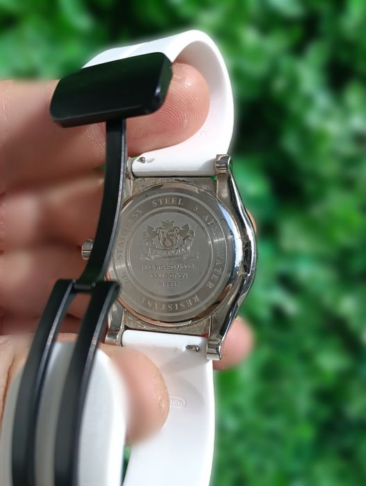 Festina швейцарски часовник - 159 лв