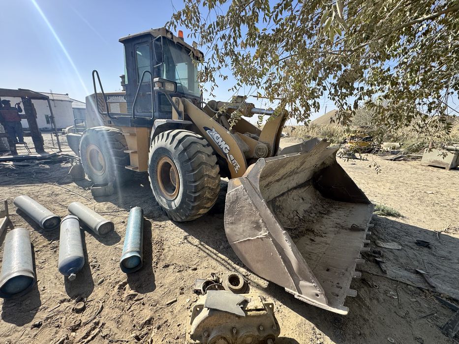 Pagruzchik tez va arzon sotiladi xcmg LV 500