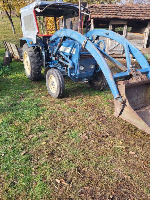 Vand tractor ford 2000