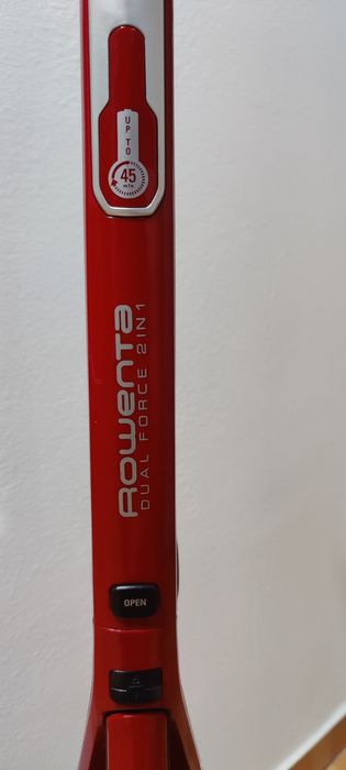 Aspirator vertical Rowenta