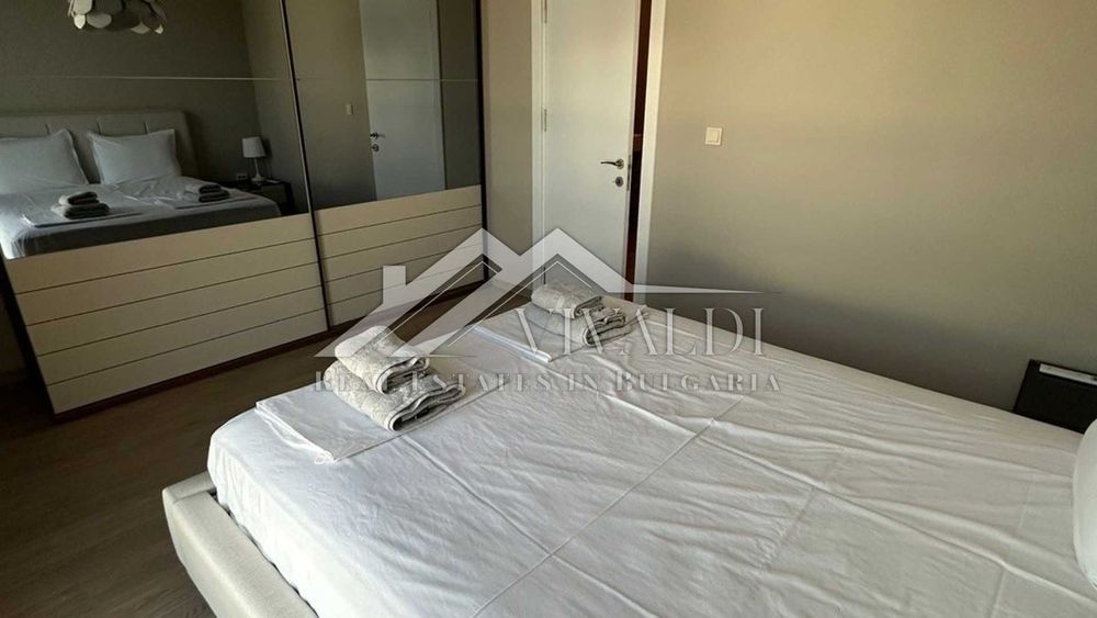 Двустаен под наем  в Св.Св.Константин и Елена, паркомясто.