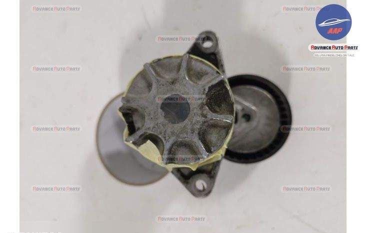 Оригинален обтегач за ремък 2.2L Мерцедес-Бенц Ц-Клас / Mercedes-Benz