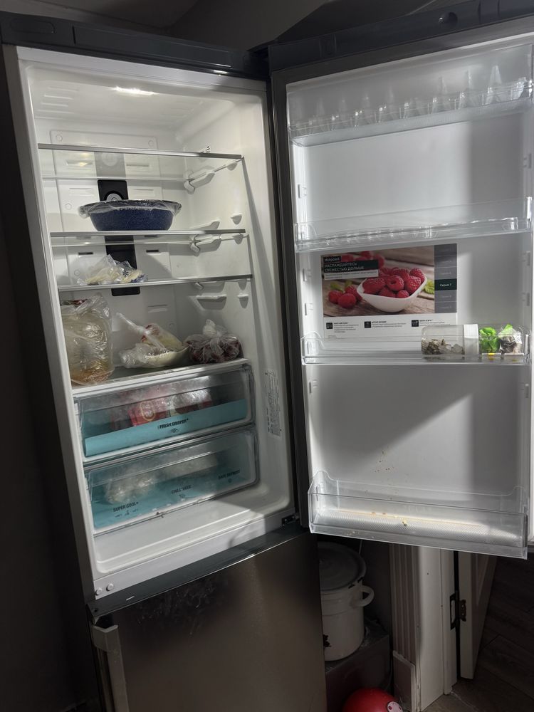 холодильник hotpoint