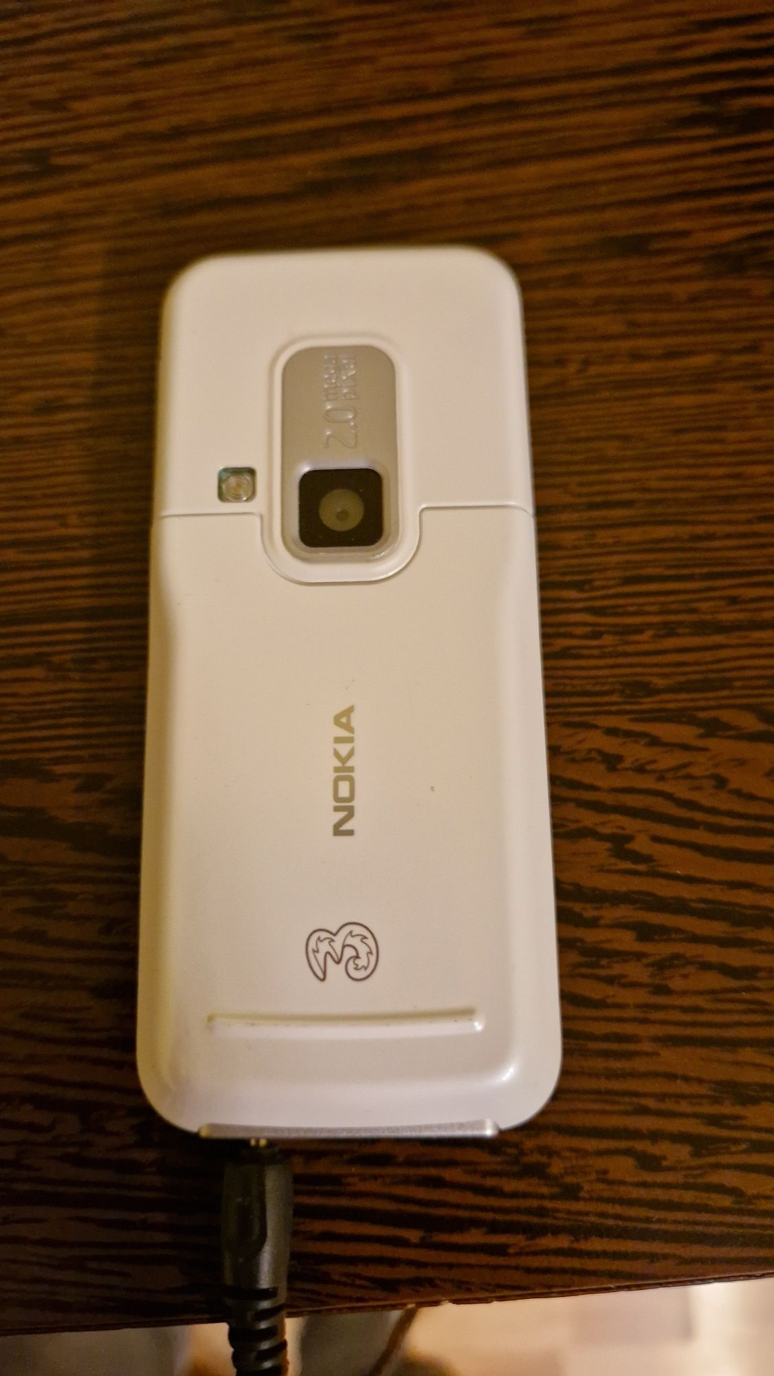 Vand Nokia 6120c