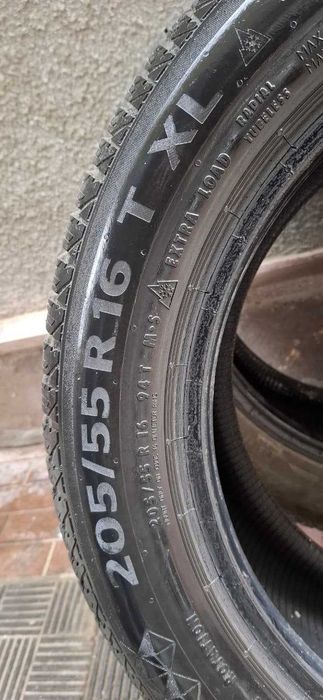 Продам зимние автошины 205/55 R15