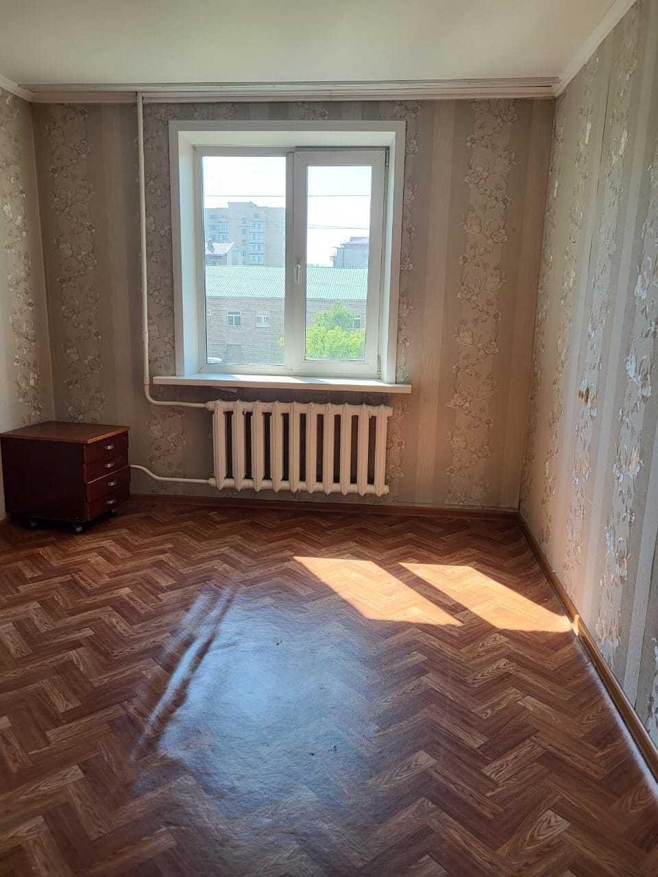 Продаётся 5-ти комнатная квартира (Жукова 21 А )