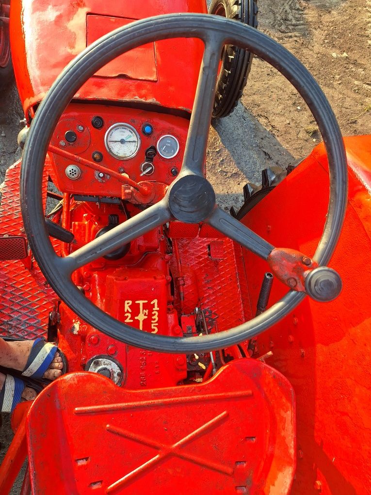 Vând tractor 50cp Hanomag ,Germania
