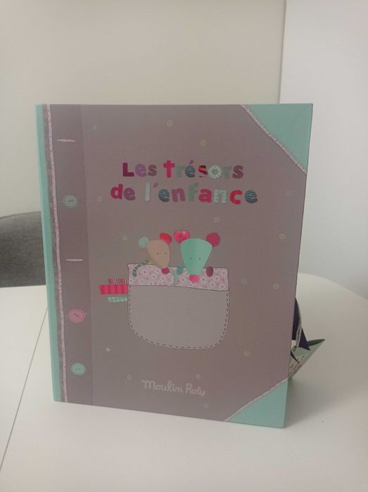 Кутия за бебешки съкровища