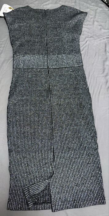 Официална рокля, нова