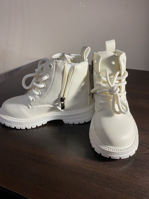 Детски ботуши за момиче