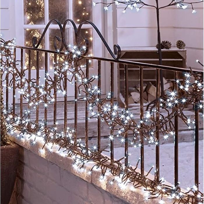 100 МЕТРА Коледни LED Лампи 8режима на светене Водоустойчиви Подходящи