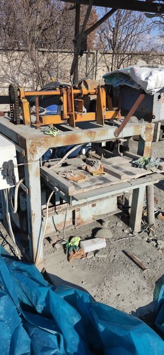 Шлакоблок станок сотилади