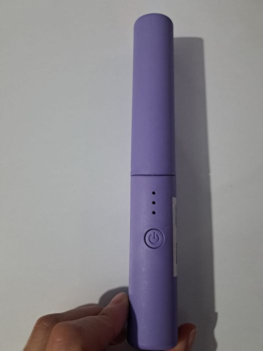 Vând placa îndreptat parul