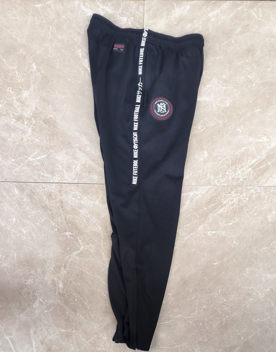 Nike F.C. долнище размер M