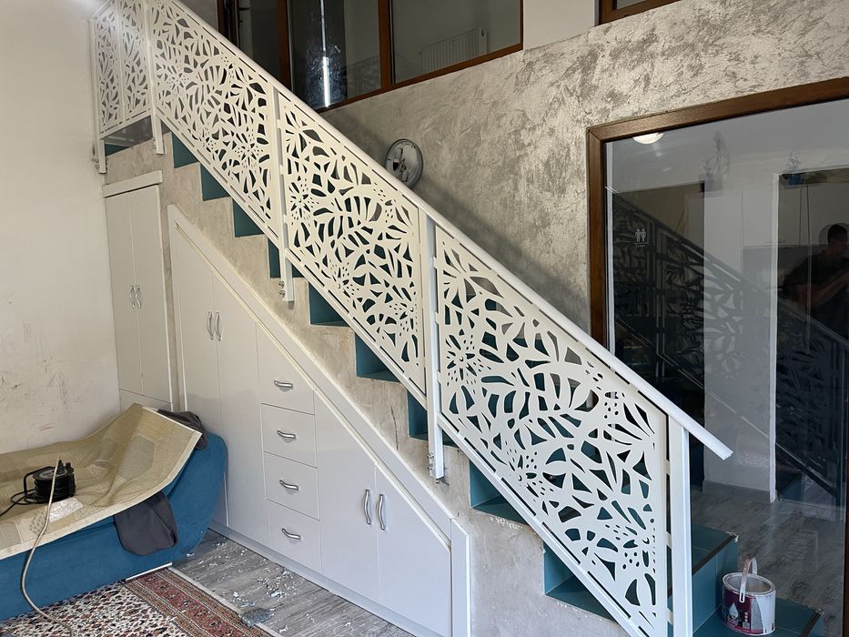 Porti, Gard, Balustrade decupate, jaluzele,sablate,electrostati