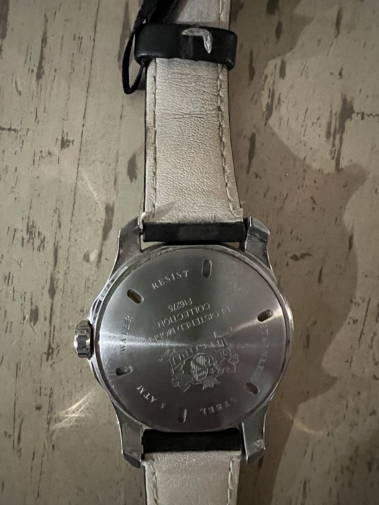 Часовник Festina