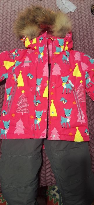 Продам комбинезон для девочки.