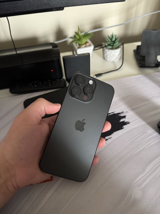 Vand Iphone 16 pro max 256 GB eSim