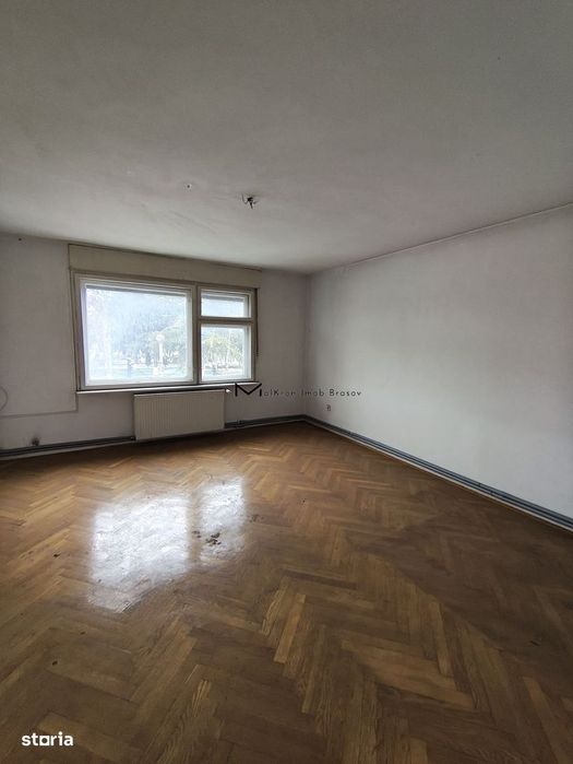Casă Individuală de Vânzare – Str. Aurel Vlaicu, Brașov