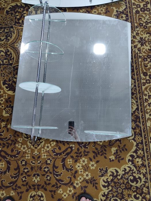 Парикмахерское кресло +зеркало со стеклянными полками (комплект)