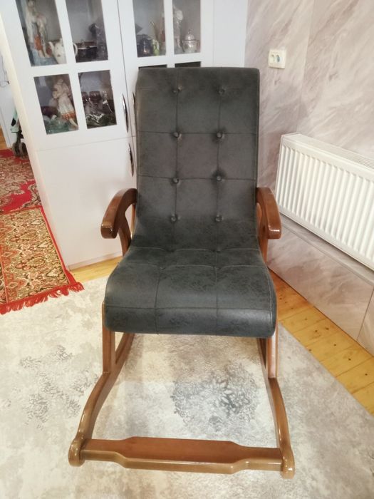 Кресло диван хорошим состояние как Новый