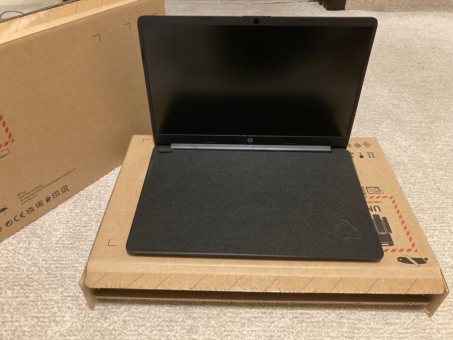 Laptop HP 15s ecran 15’6 AMD 3020e 4GB DDR4 128GB SSD NOU NEFOLOSIT