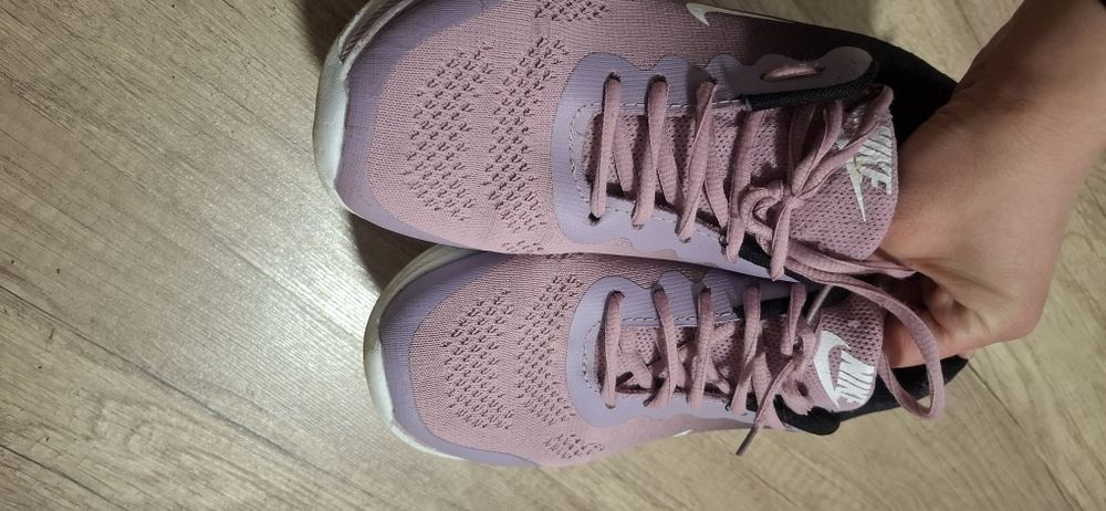 Incaltaminte sport dama Nike