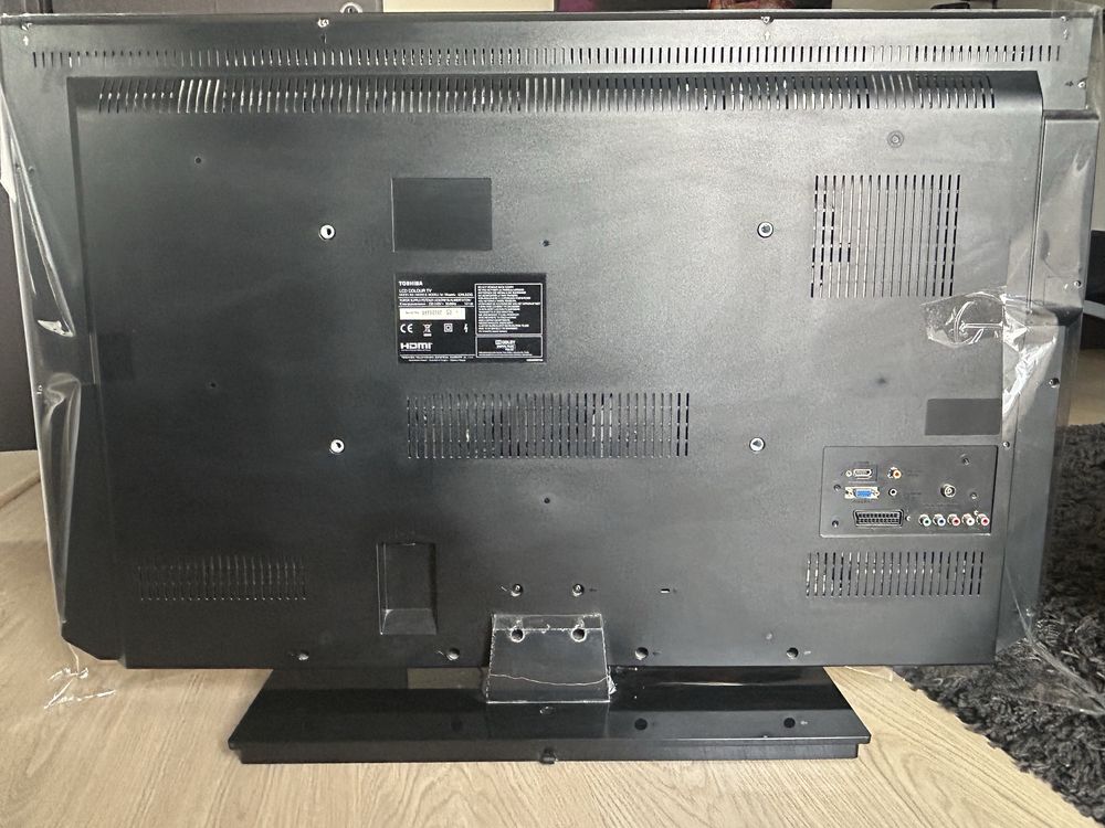 LCD Toshiba  42HL833G 107 cm