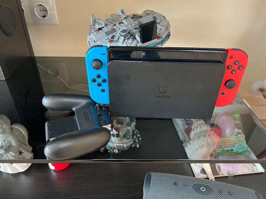 Nintendo switch OLED full box