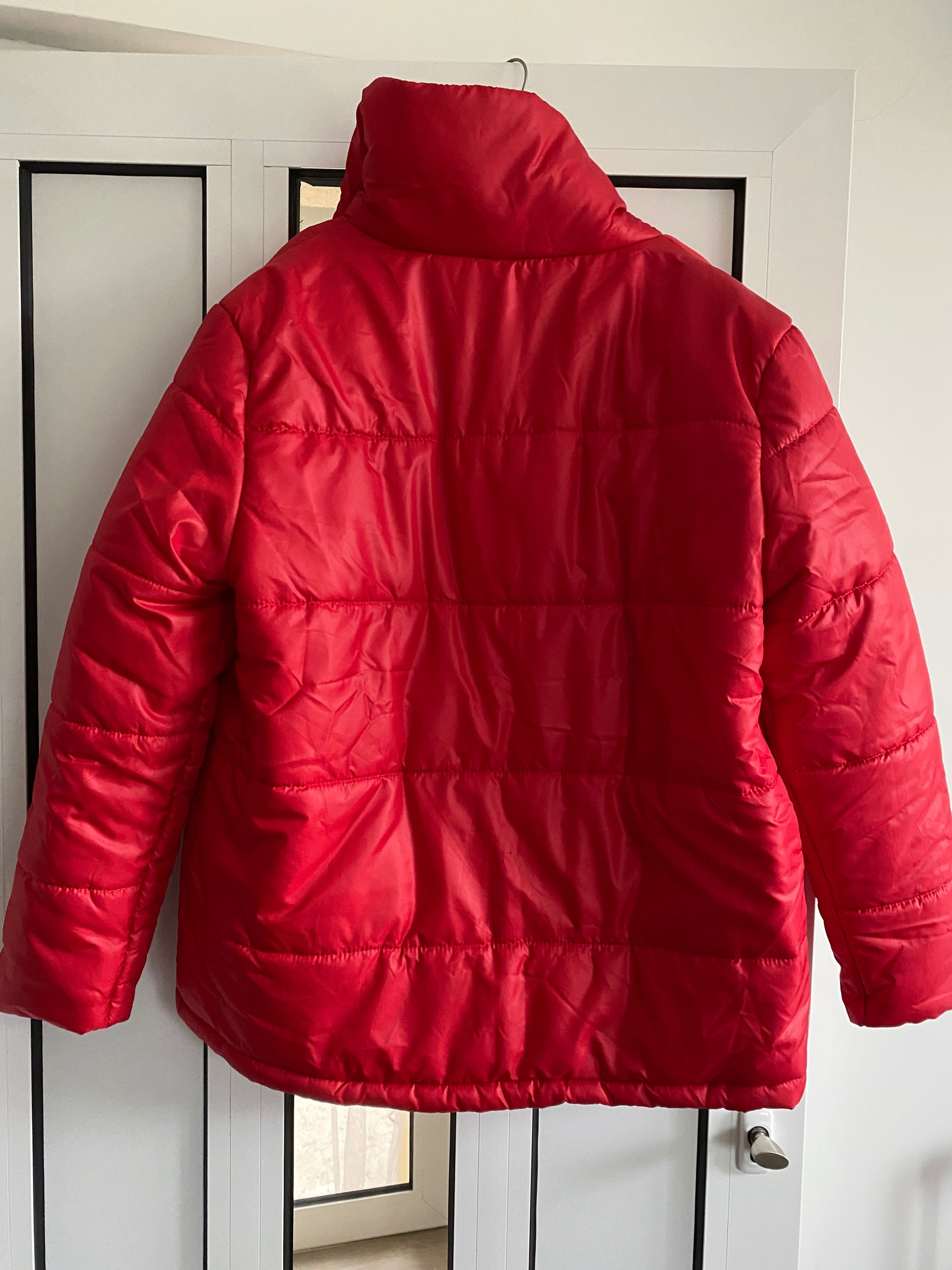 Червено, дамско, топло, ново! Твоето  яке!!!