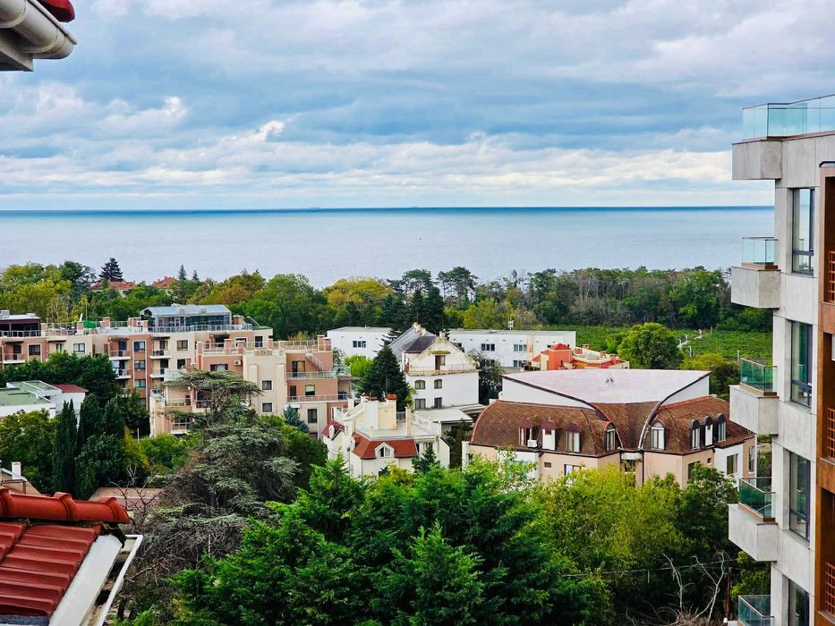 Тристаен апартамент КК.Константин и Елена