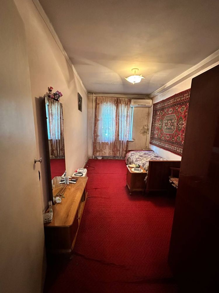 Продаётся 4х комнатная на Чиланзаре,по улице Арнасай