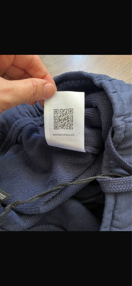 Bermude North Face din bumbac