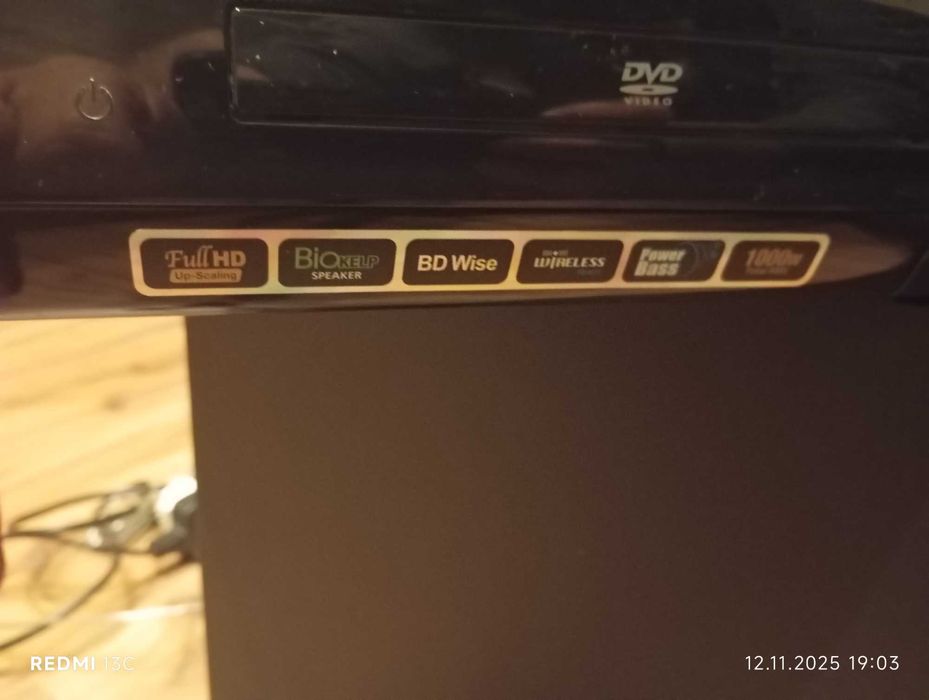 Система домашно кино DVD 5.1 Samsung HT-Z320 1000w