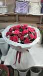 buket gullar lola atirgul kelin gul
