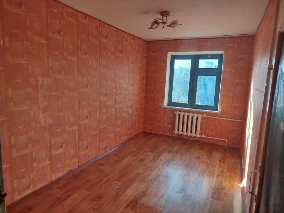 Продается трёхкомнатная квартира