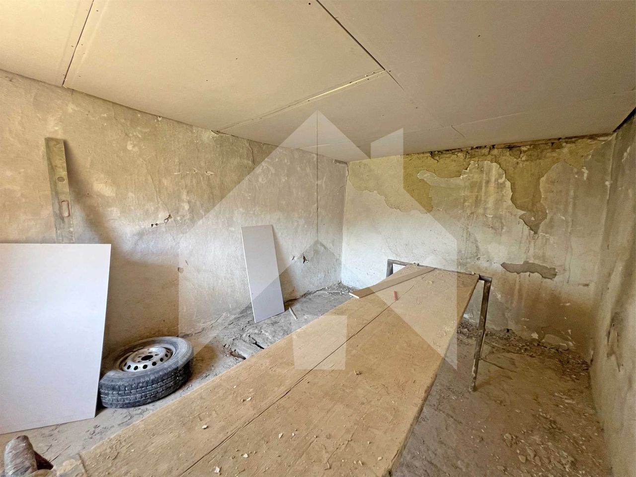 Продава се Къща в Нови пазар - 94 кв.м за 120 €/кв.м - Снимка #6