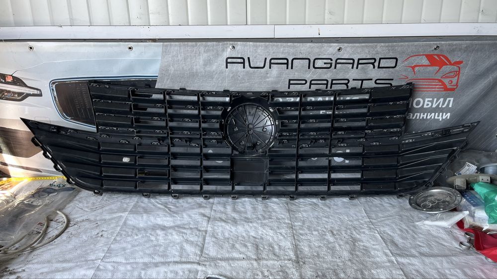 3 броя решетка VW T6.1 2020г