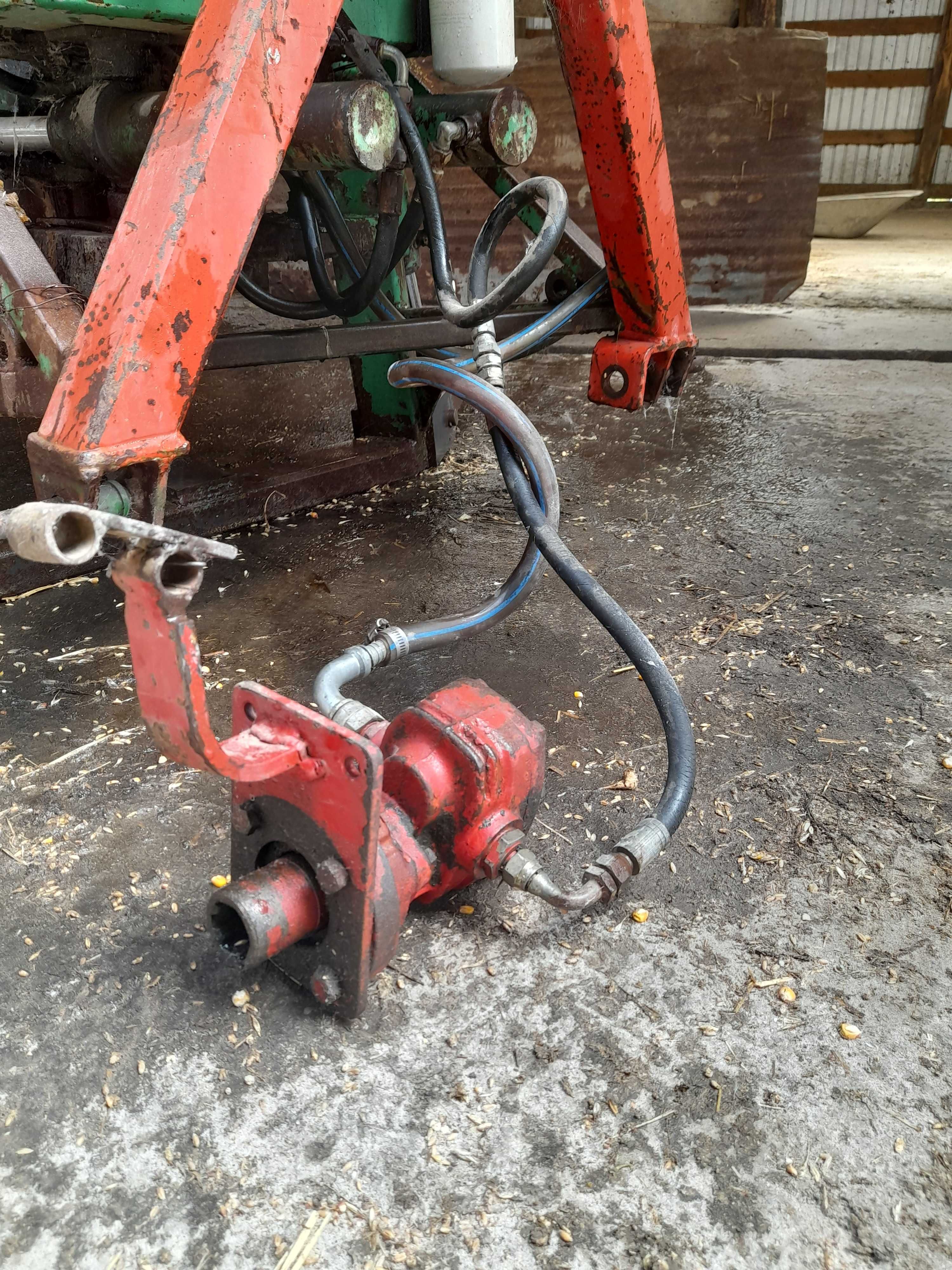 Vand brat excavator tractor