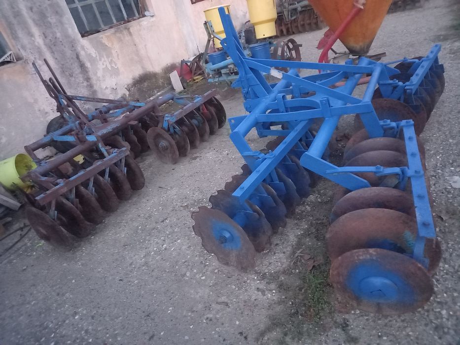 Plug  troliu crapator lemne  discuri agricole dtc utb universal