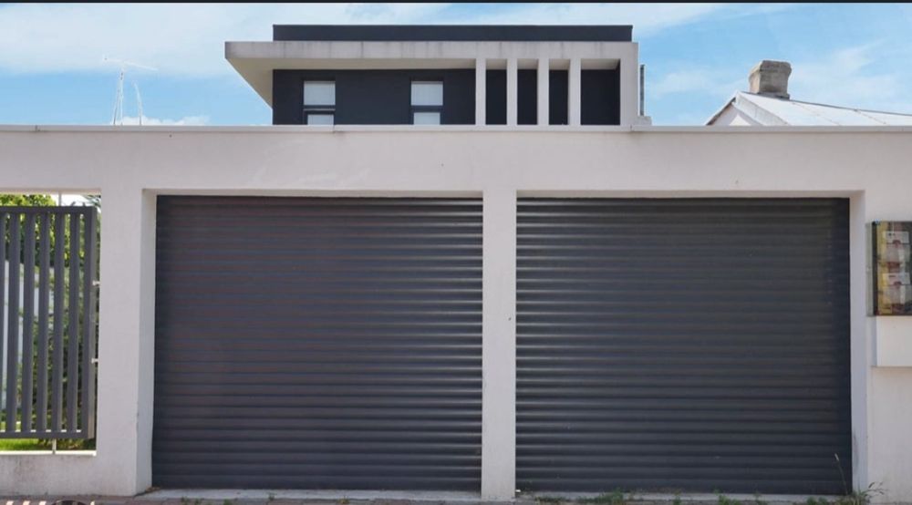 Usa de garaj/ usa rezidențiala/ usa tip rulou / usa secționala