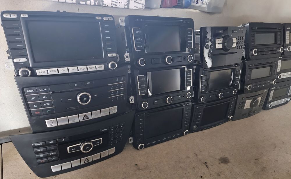 Radio cd ,navi passat gama wag,mercedes